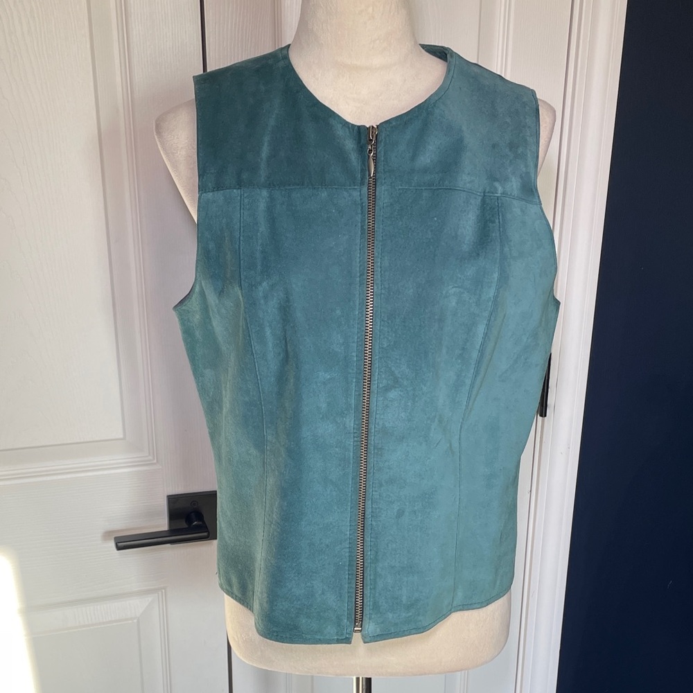 Bushwacker Green Suede Leather Front Zip Vest Fully‎ Lined Size Medium